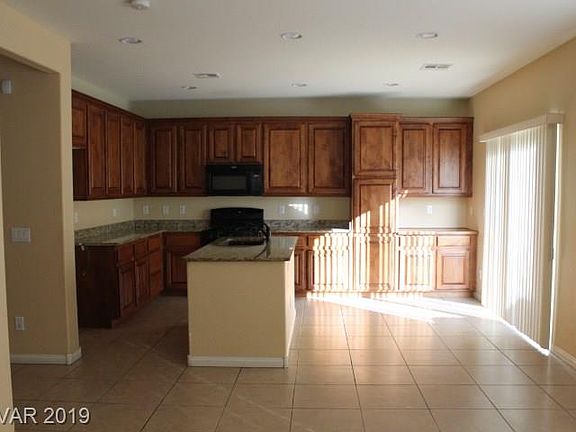 3rd image of 7343 Bare Rock Ct