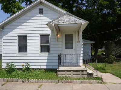 143 W Scott St, Seneca, IL, 61360