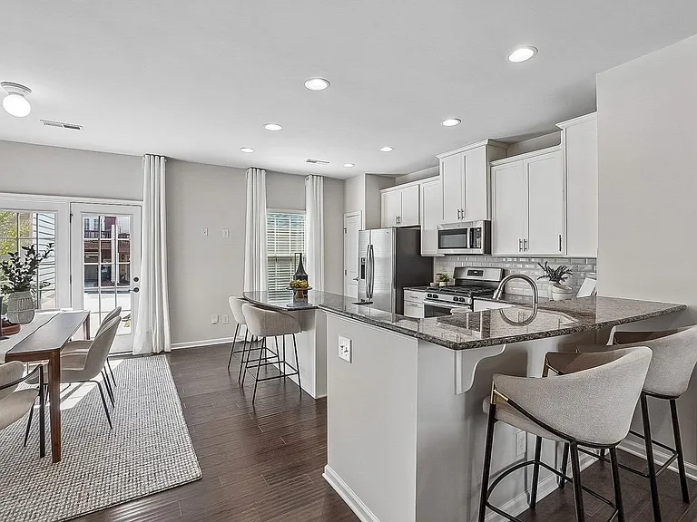 3047 Potomac River Pkwy — Photo 20
