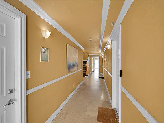 4th image of 4525 Poinciana Street #10