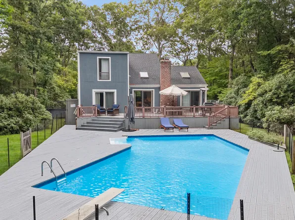 4 Renees Way, East Hampton, NY 11937