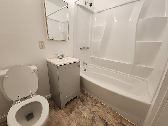 5th image of 5630 53rd St APT 3