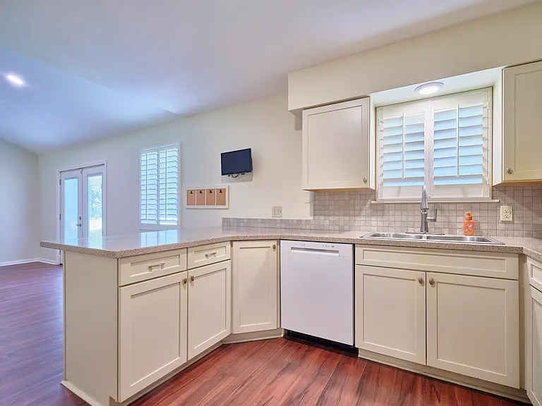 902 Clover Ridge Ave — Photo 22