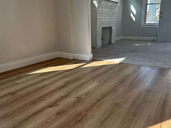 4th image of 3413 W 90th St