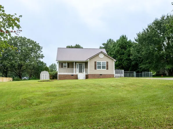 191 Lansing Dr, Benson, NC 27504