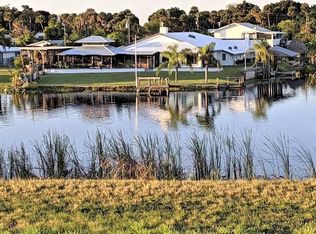 1067 Lantern Ln, Okeechobee, FL 34974