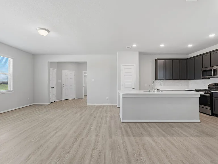 10406 Milford Woods Ln — Photo 11