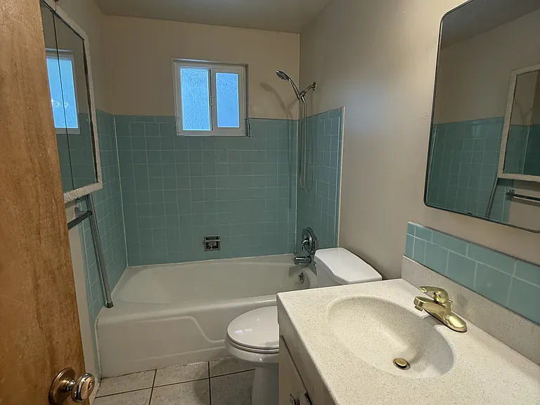 2735 S 700 E — Photo 6
