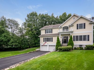 2 Gerda Ln, Harrison, NY, 10528