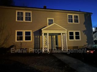 1813 E High St #D, Springfield, OH 45505