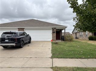 228 E Anabranch Ct, Farmington, AR 72730