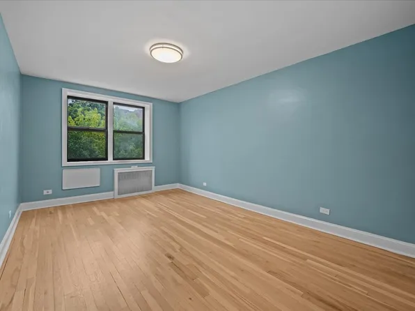 3235 Cambridge Avenue image 9 of 15