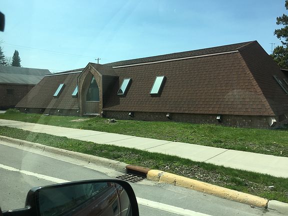 2nd image of 200 W Erie St