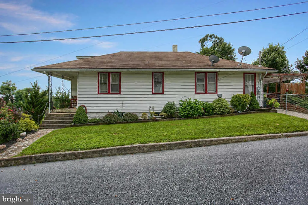 20 E Beale Ave photo 1