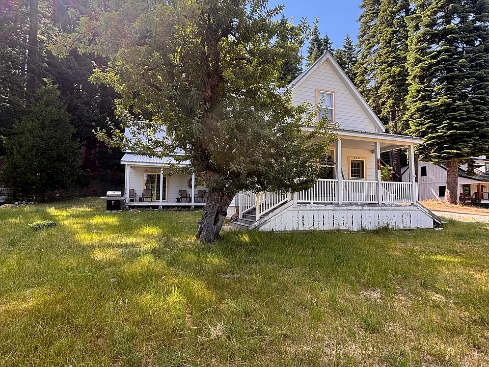 5371 Main St