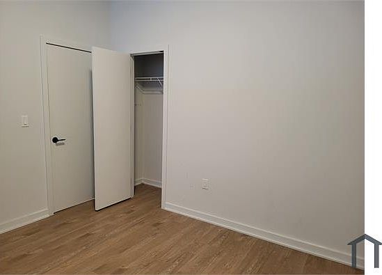 3rd image of 1625 Eckington Pl NE APT 713