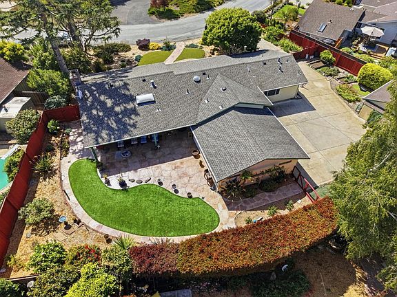 2nd image of 195 Baltusrol Dr