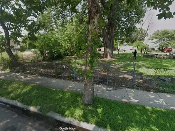 1326 W 74th St, Chicago, IL 60636