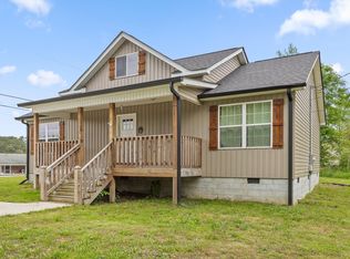 99 Bernard St, Chatsworth, GA 30705