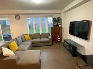 8 Obediah Cres #1, Brantford, ON N3T 0T6