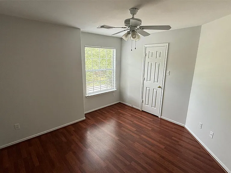 35 Ledgestone Pl — Photo 29