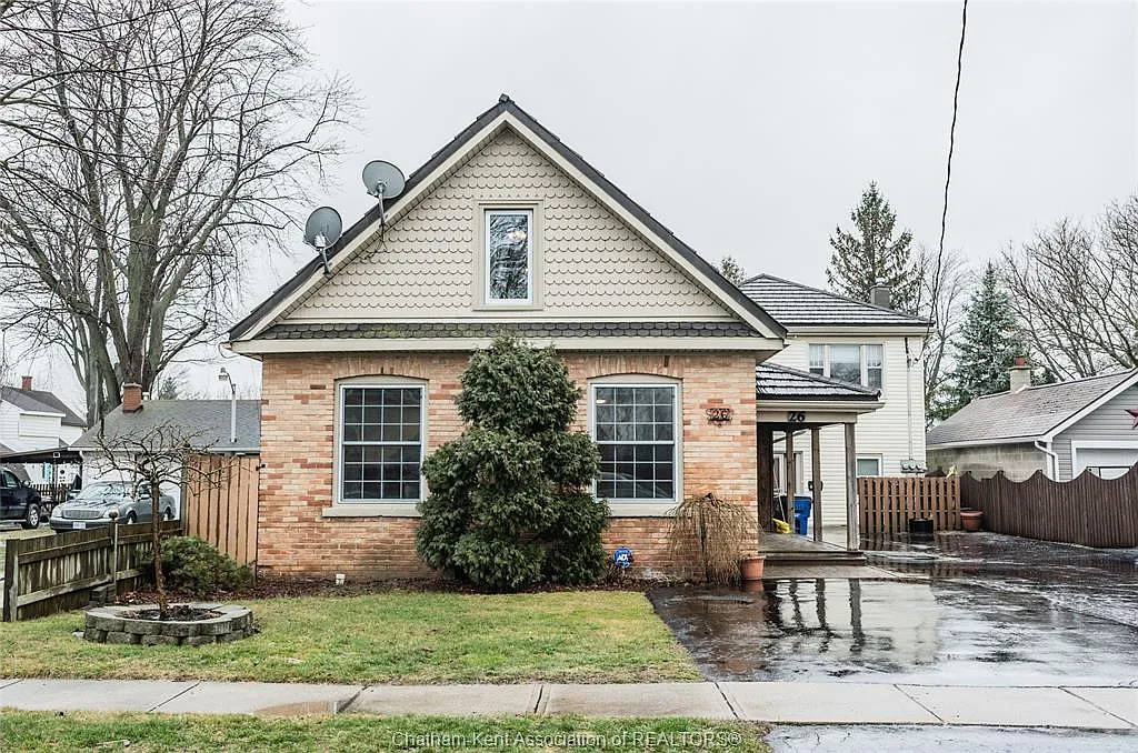3 bed, 3.0 bath, $2,150 — Photo 1