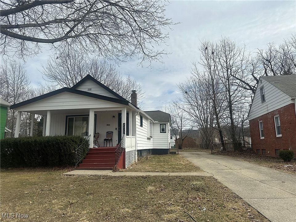 2nd image of 1439 E 221st St