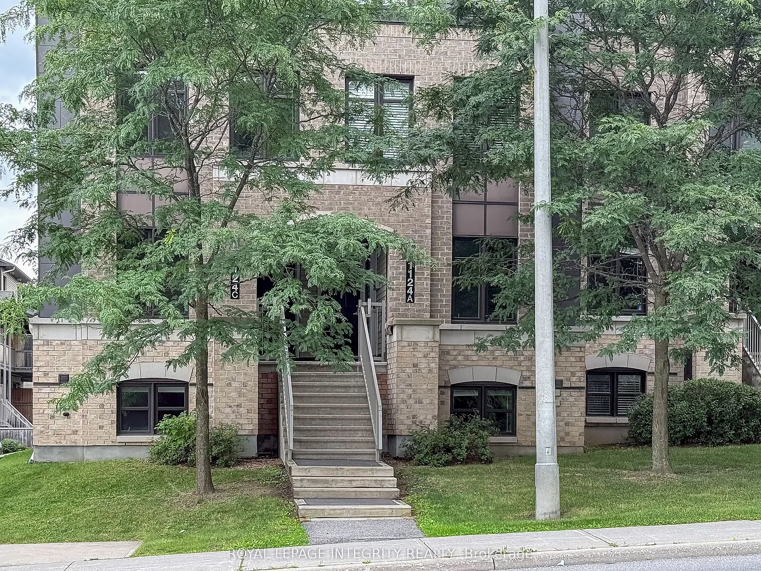 2 bed, $2,350 — Photo 1