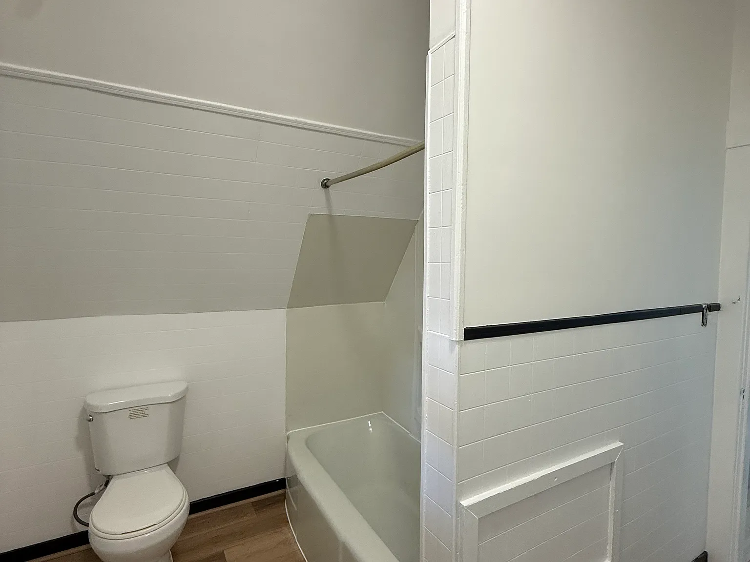 7 Law Street — Photo 3