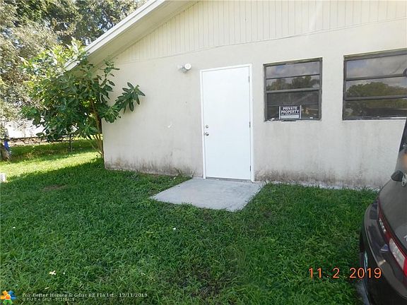 2nd image of 4172 SW 51st St