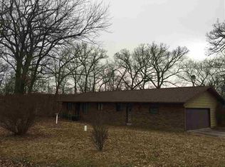 2696 Sockum Ridge Rd, Washington, IA 52353