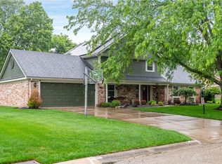233 Bramblebush Trl, Dayton, OH 45440