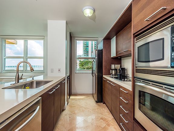 5th image of 1155 Brickell Bay Dr APT 411