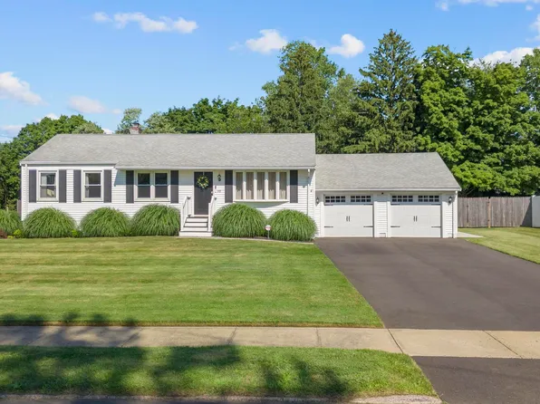 30 Pine River Road, North Haven, CT 06473