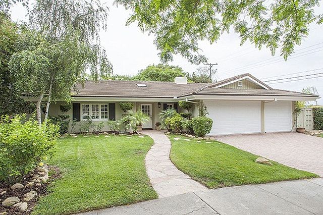 2nd image of 1408 Crestline Dr