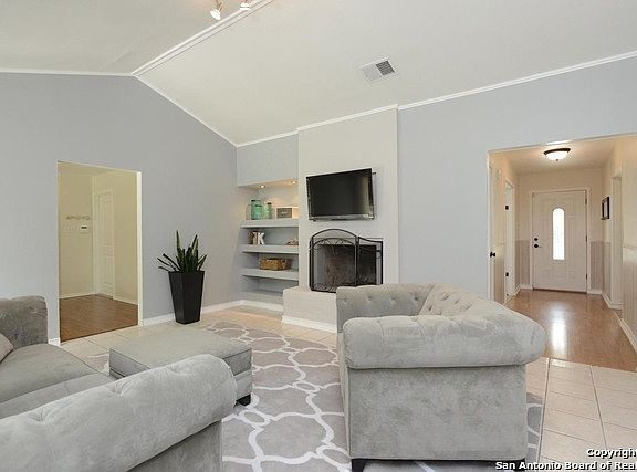 5th image of 13311 Larkbrook St