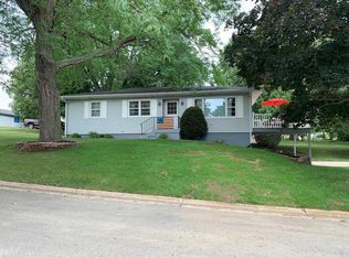 712 E Frank St, Darlington, WI 53530