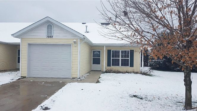 1st image of 1980 Maplewood Square Ct SE