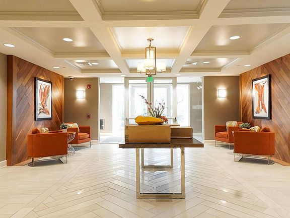 Luxurious main lobby of Vantage Condominiums At Turf Valley