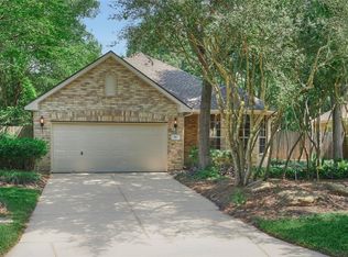 14 E Windsor Hills Cir, Conroe, TX 77384