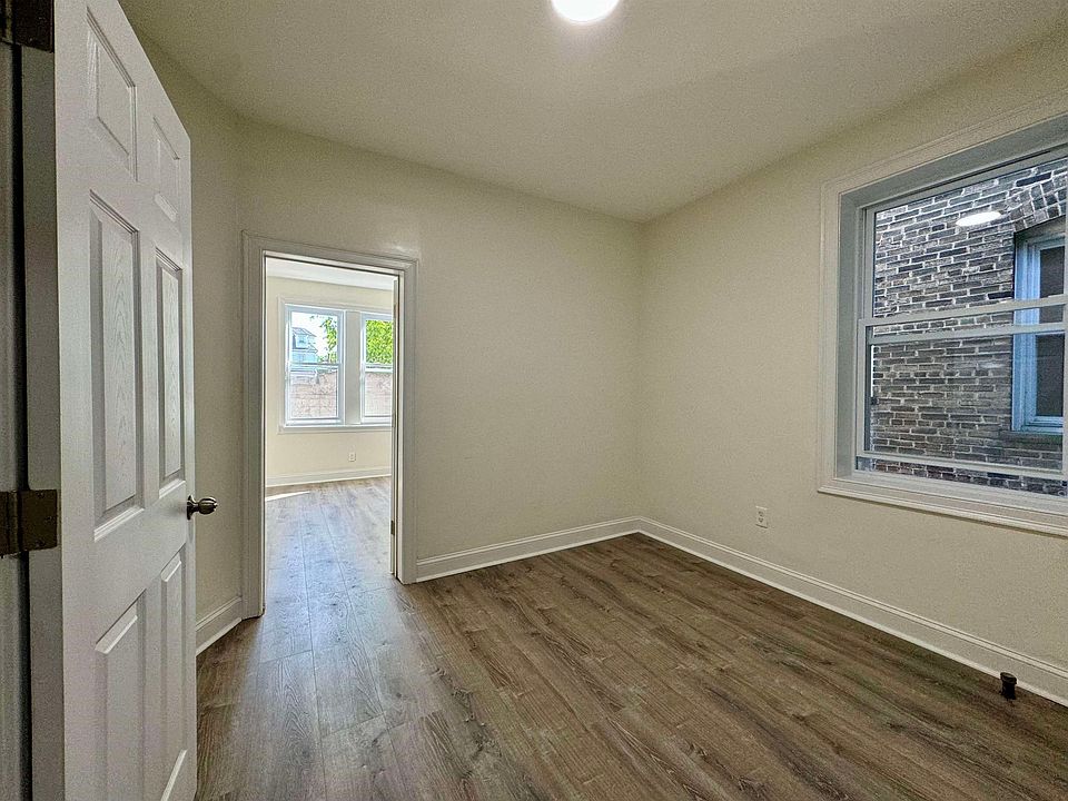 1st image of 124 74th St APT 3