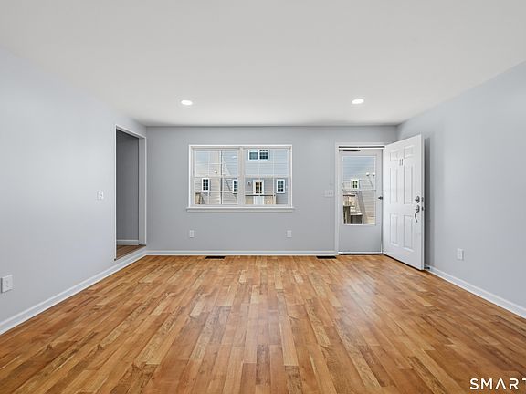 4th image of 1 Union Avenue #11