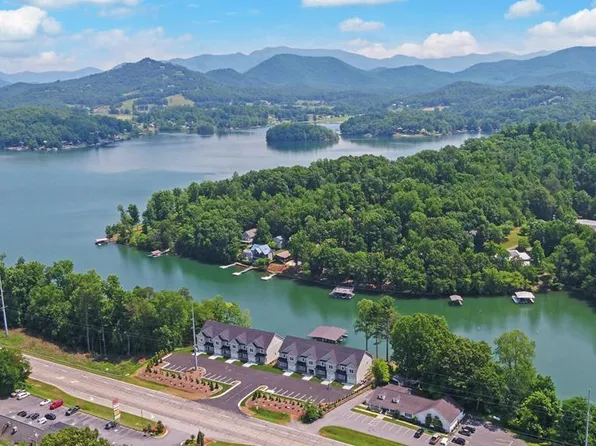 776 N Main St, Hiawassee, GA 30546