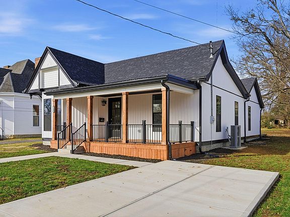 2nd image of 209 Holt Ave