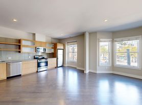 2097 Market Street / 211 Church Street, 2 Bedroom 1 Bath