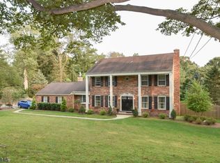 944 Raritan Rd, Scotch Plains, NJ 07076