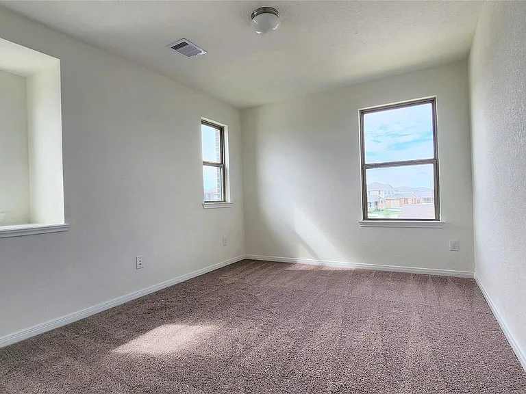 1235 Bryman Dr — Photo 13