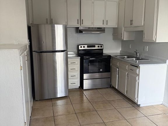5th image of 729 Lilly Ln APT 16A