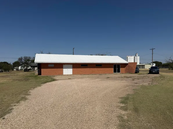 1901 E 1st St, Petersburg, TX 79250