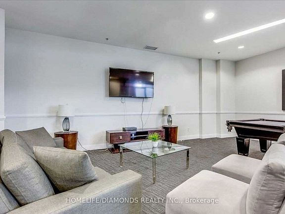 5th image of 2910 Highway 7 Ave #1803